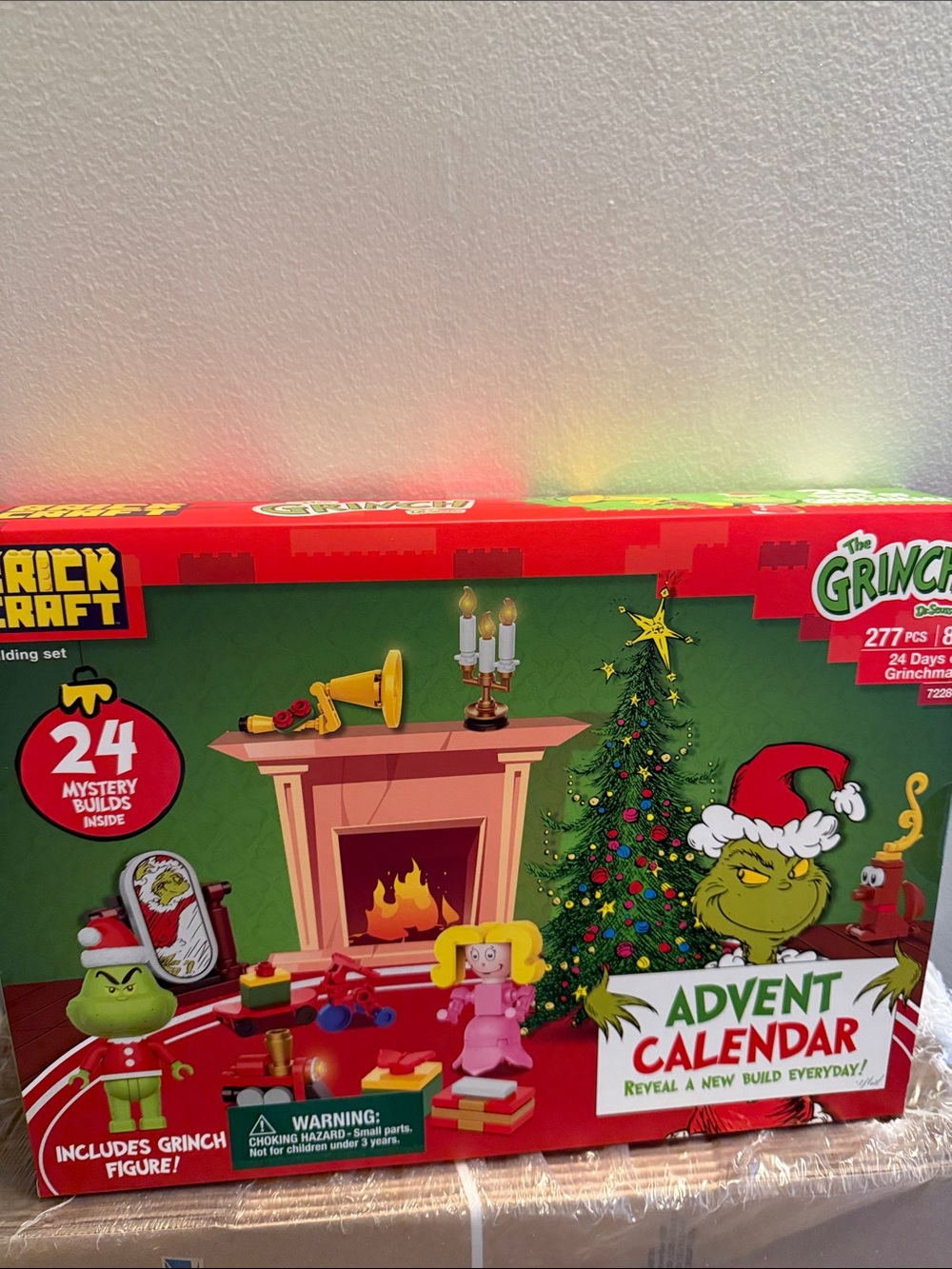 The Grinch Advent Calendar Building Set - Green Holiday Playset